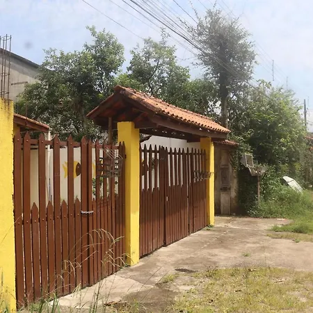 Casa dos Rocha em Ubatuba - Kitnet Preta-2